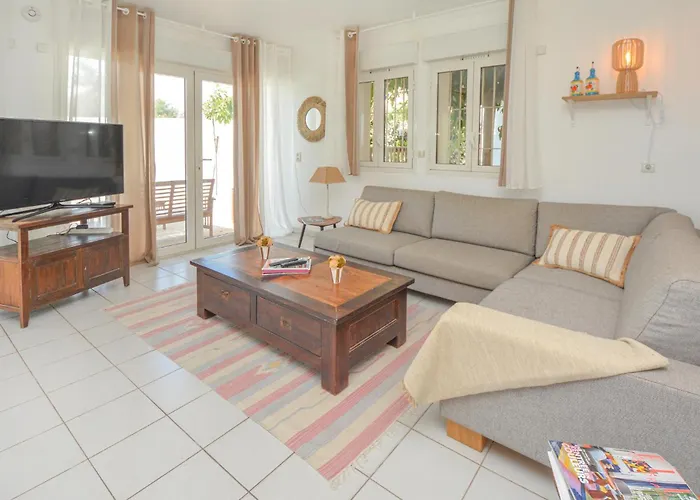 5 Bedroom Stunning In