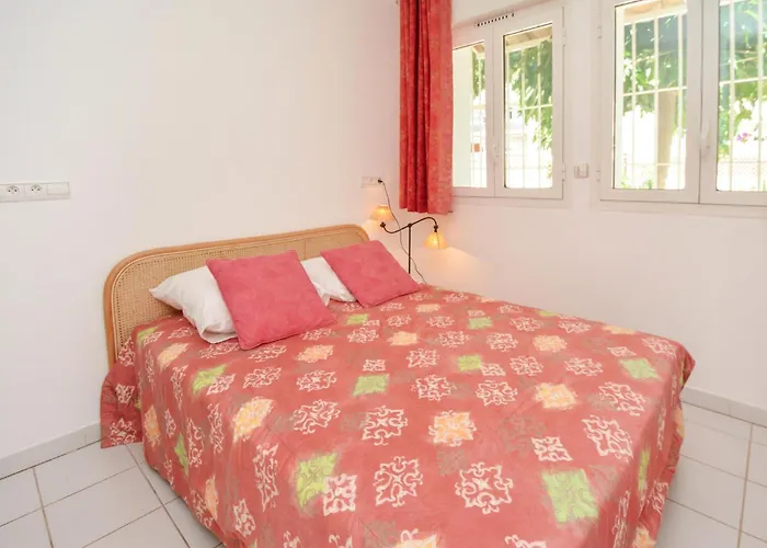 Casa de Férias 5 Bedroom Stunning In *