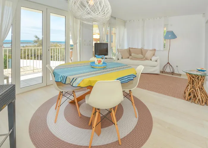 5 Bedroom Stunning In Valras-Plage